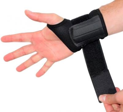 sports wrist support