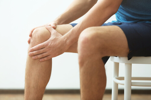 knee ligament tear